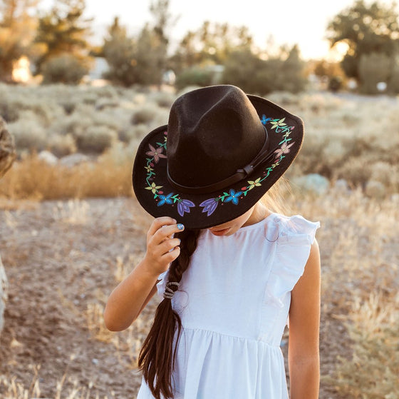 Samples Indigenous Floral felt hat