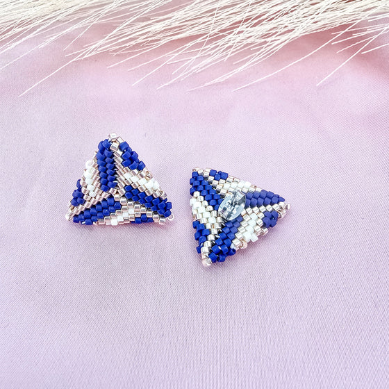 Triangle studs Geometric