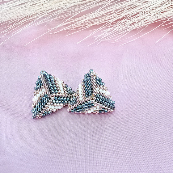 Triangle studs Geometric