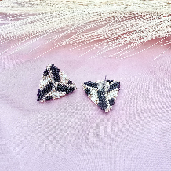 Triangle studs Geometric