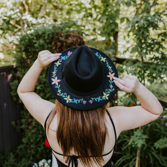 Samples Indigenous Floral felt hat